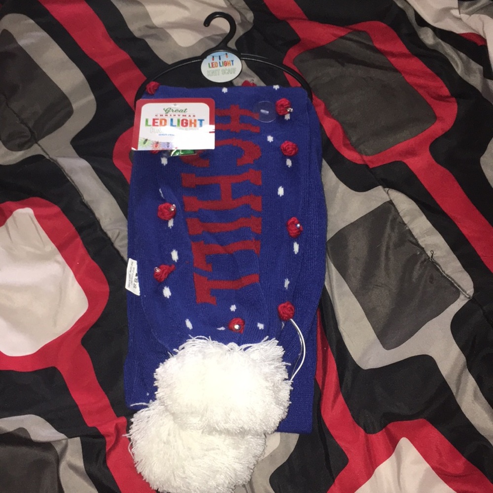 New With Tags LED Christmas Light Up Scarf